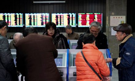Shares, oil slide as China virus fears intensify; Yen, Treasuries in demand
