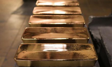 Gold Extends Surge After Fed Unveils Measures to Support Economy