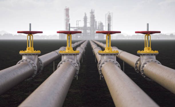 Mexico’s Newest Oil Refinery Now Seen Working At Half Capacity in Mid-2023