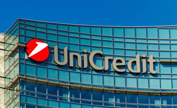 UniCredit Hikes Payout Goal By 40% After Record Rofit